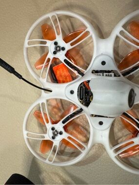 Micro drone EMAX Tinyhawk lll Plus analog RTF